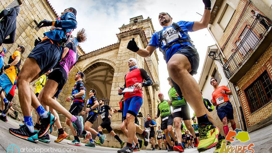 Una contrarreloj nocturna abre este sábado el trail Arribes Ocultos