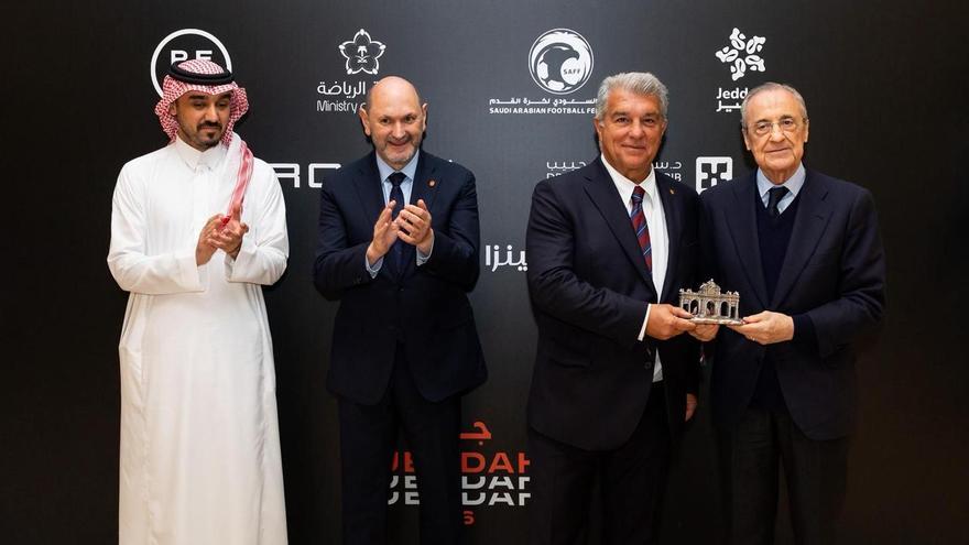 Florentino Pérez y Joan Laporta, en la zona noble del King Abdullah de Jeddah