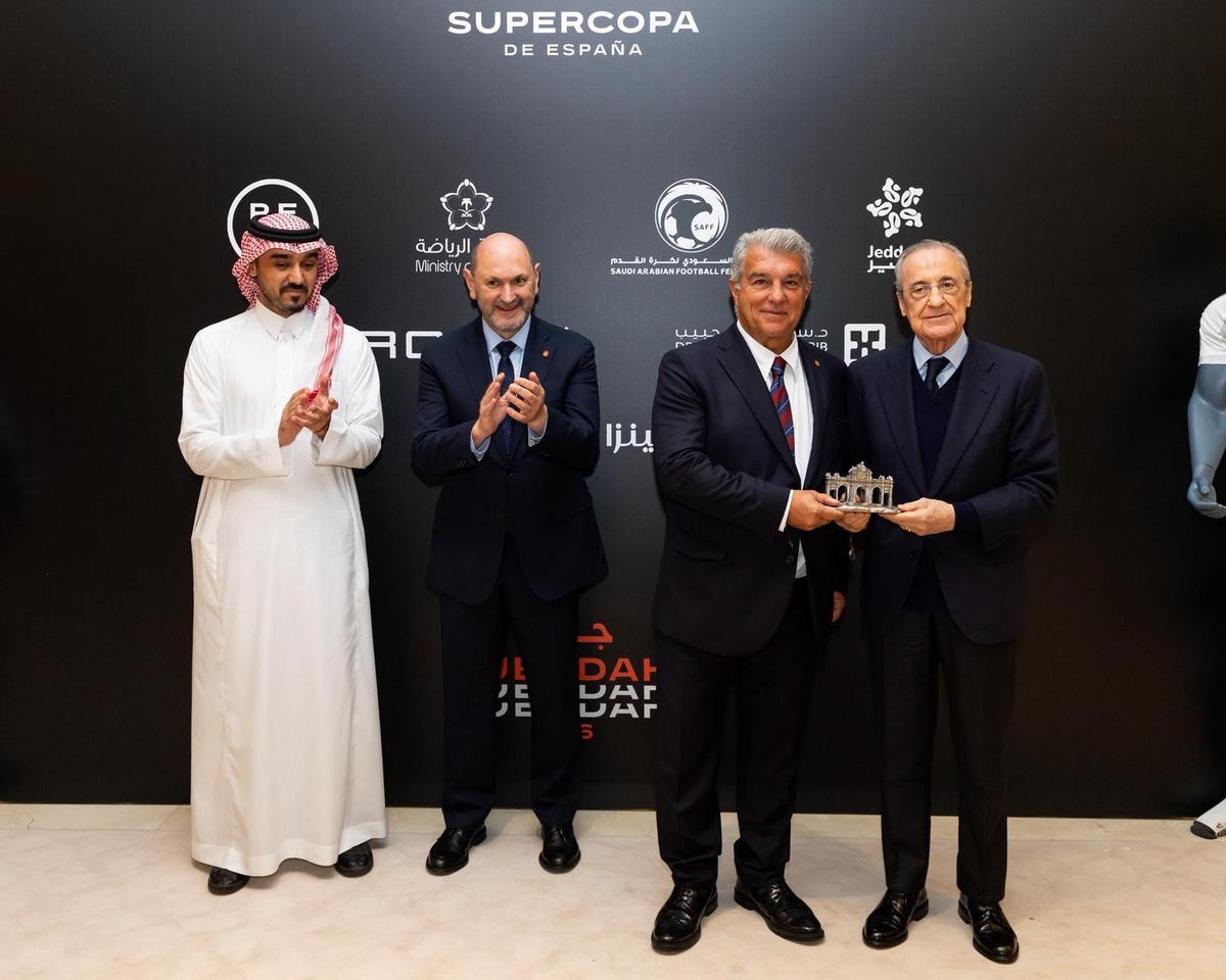 Florentino Pérez y Joan Laporta, en la zona noble del King Abdullah de Jeddah