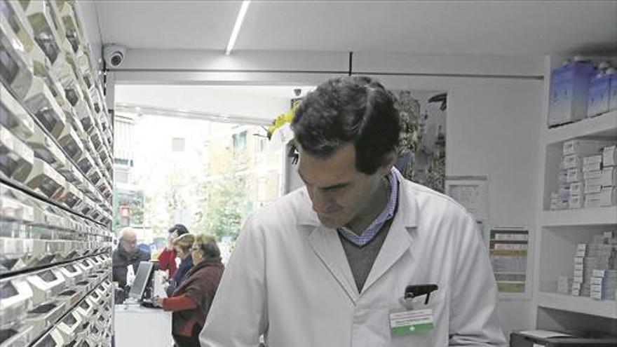 La falta de medicamentos afecta a los pacientes y farmacias cacereñas