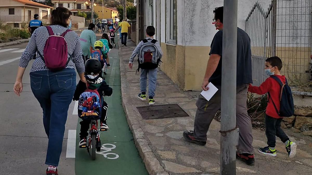 Los escolares de Fermoselle inauguran la Senda Verde