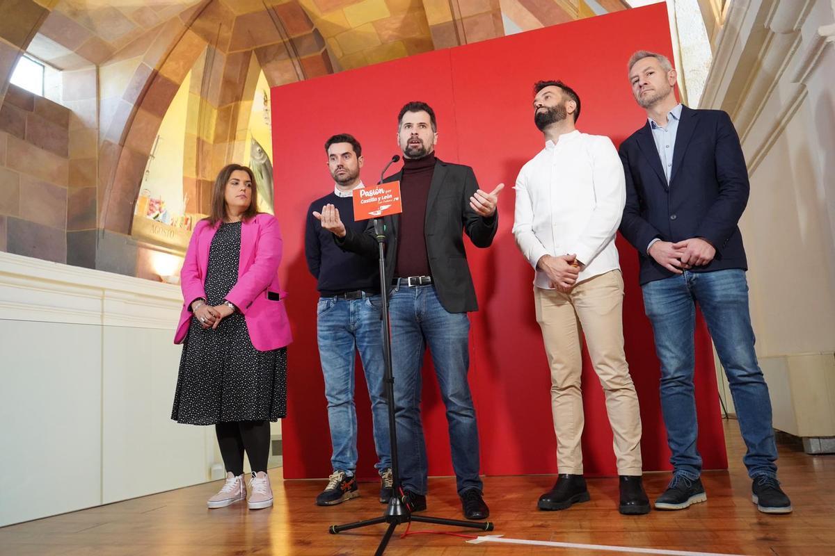 Desde la izquierda, Sandra Veleda, Antidio Fagúndez, Luis Tudanca, David Gago y Carlos Rodríguez