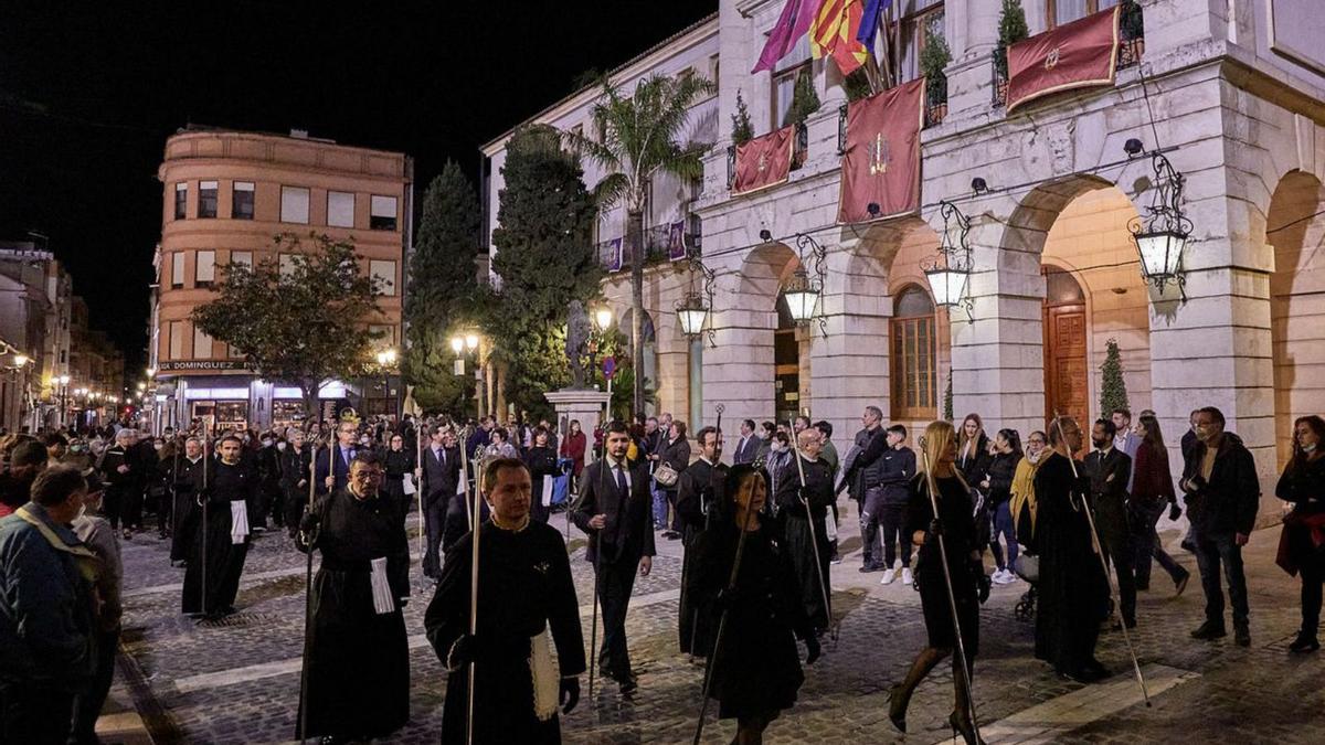 La Semana Santa  de la normalidad ya inunda Gandia 