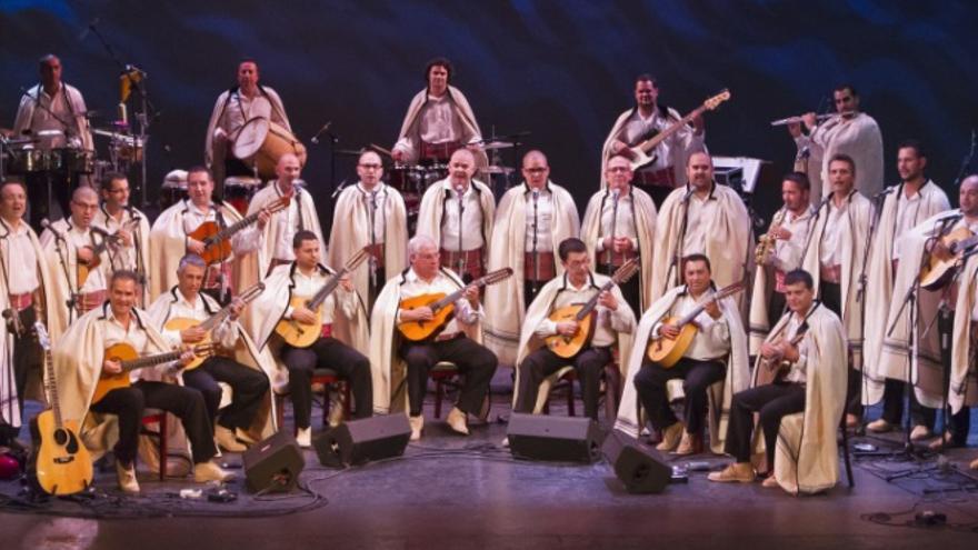 Los Sabandeños durante un concierto de Navidad