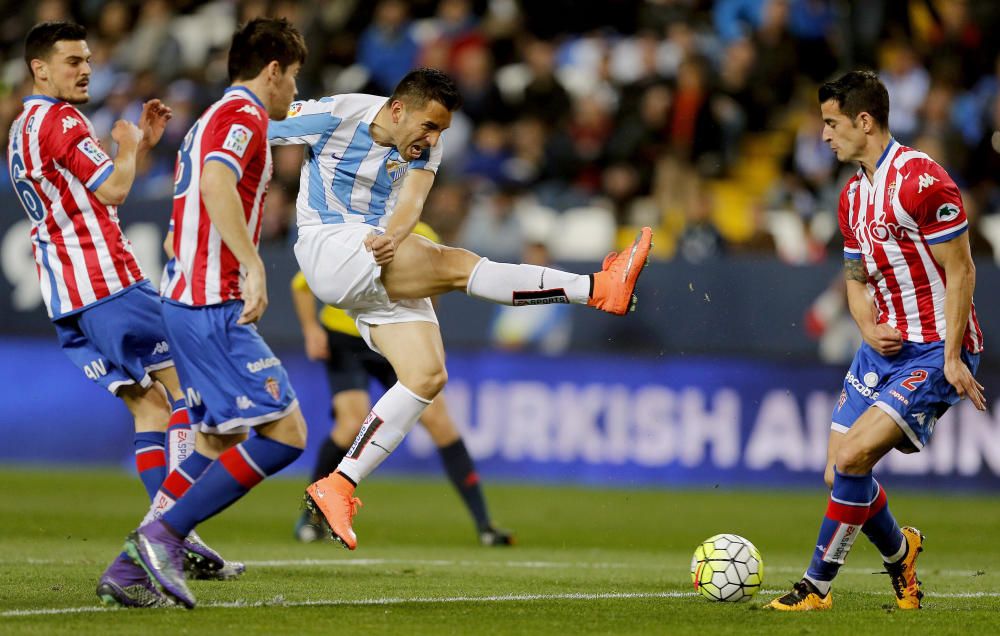 El Sporting pierde ante el Málaga y se complica la permanencia