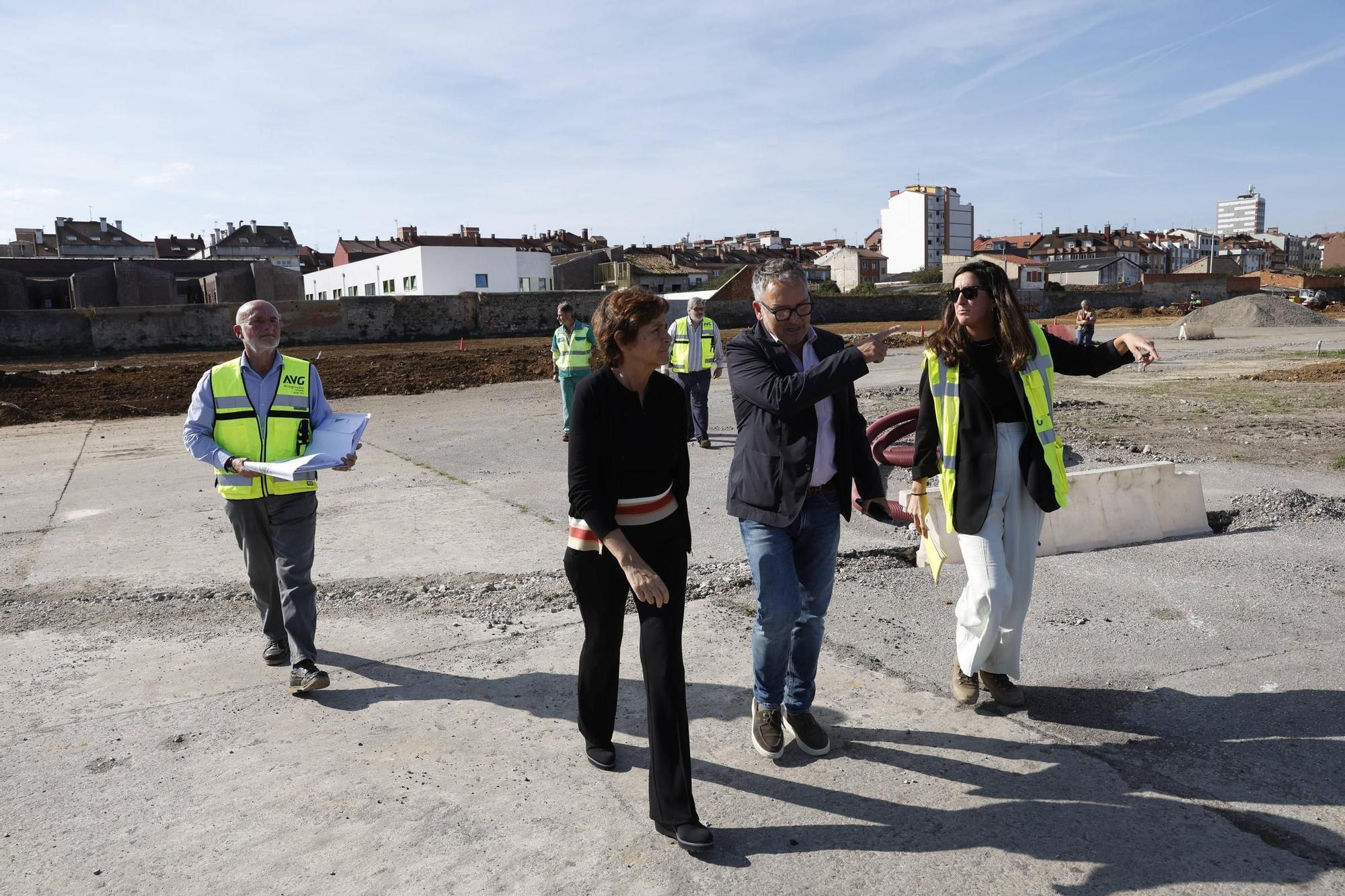 Así avanzan los trabajos en los terrenos de Naval Gijón (en imágenes)