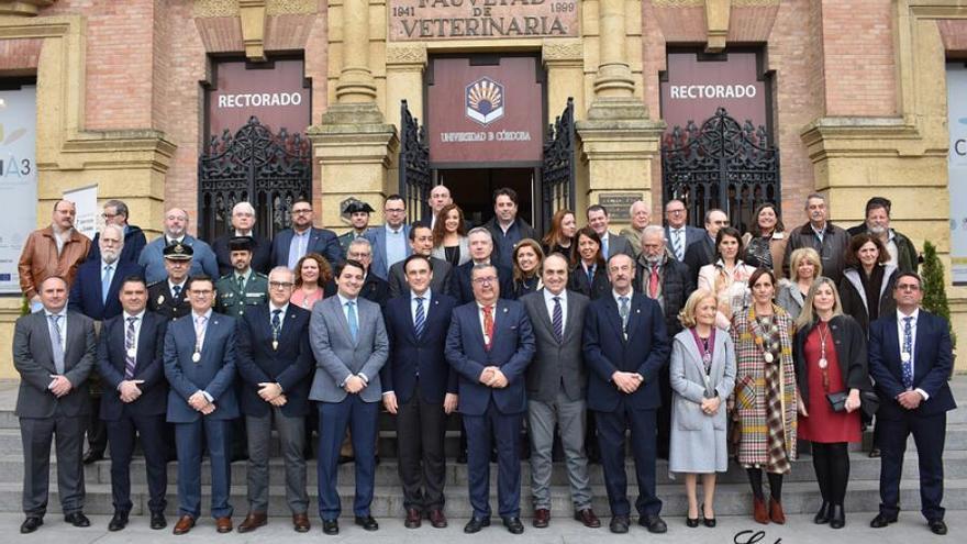 La nueva Junta de Gobierno del Colegio de Veterinarios de Córdoba toma posesión