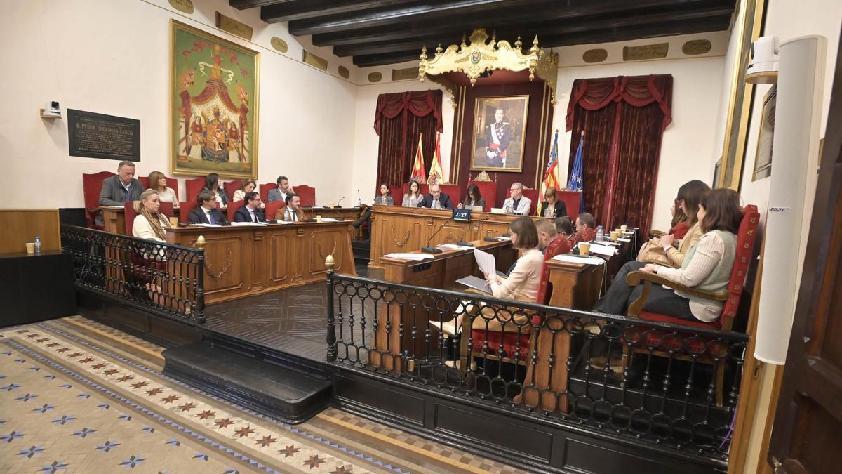 Pleno ordinario en Elche