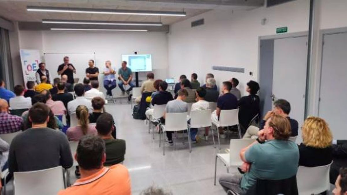 Participants a una de les sessions del CEBA.