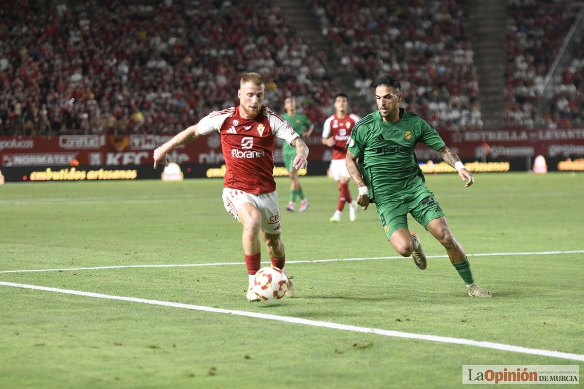 Así fue el encuentro del play off del Real Murcia y el Nástic en la lucha por el ascenso