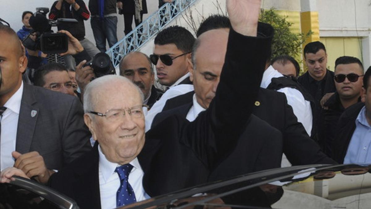 LOS RESULTADOS OFICIALES CONFIRMAN LA VICTORIA DE ESSEBSI EN TÚNEZ