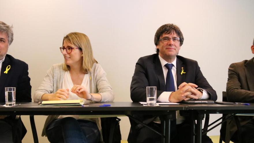 Batet, Artadi, Puigdemont i Costa, en una reunió de JxCat a Berlín