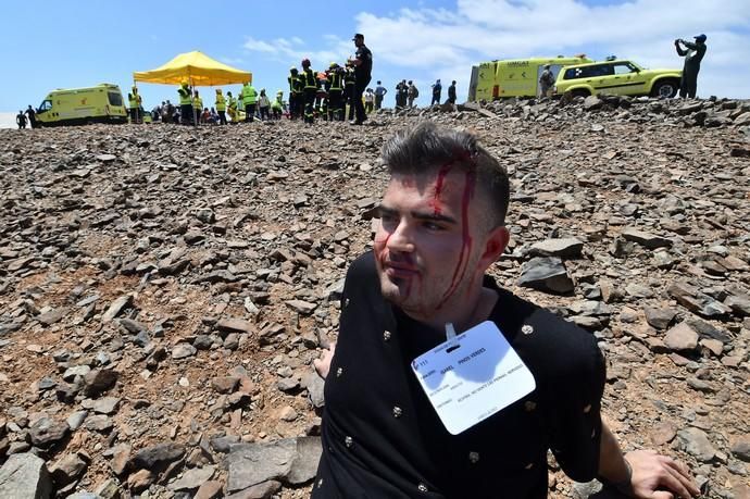 10/04/2019 SAN BARTOLOME DETIRAJANA. Simulacro accidente aéreo del Ejercito del Aire.  Fotógrafa: YAIZA SOCORRO.  | 10/04/2019 | Fotógrafo: Yaiza Socorro