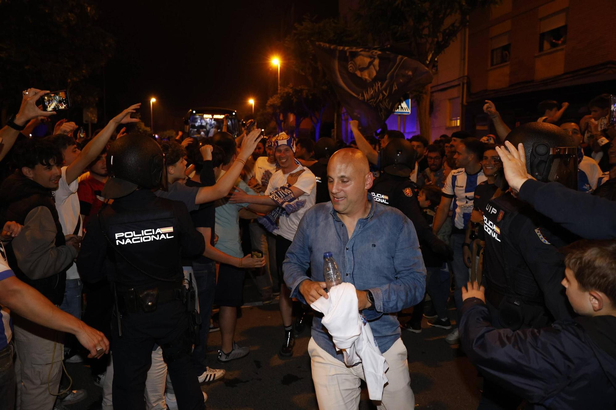 EN IMÁGENES: Locura en las calles de Avilés por el ascenso