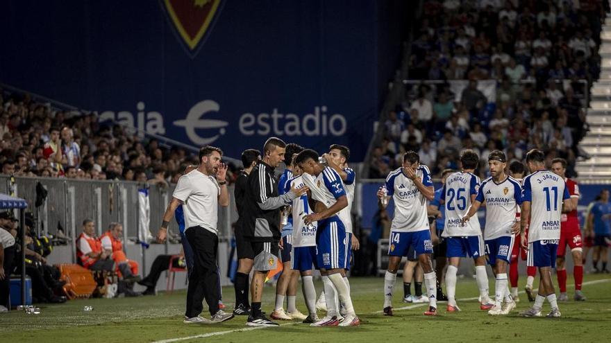 La gestión de Ibai durante los partidos del Real Zaragoza: en el descanso hay baile