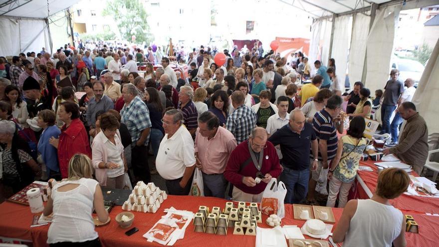 La Feria de los Quesos, plato fuerte los festejos de La Probe