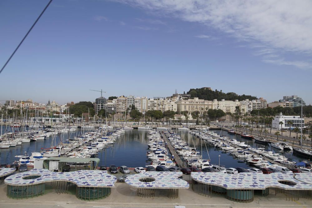 Visita al buque Cantabria en Cartagena