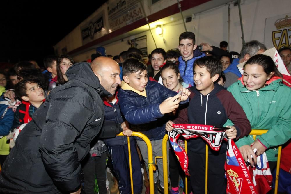 Entrenamiento del Sporting en Navia