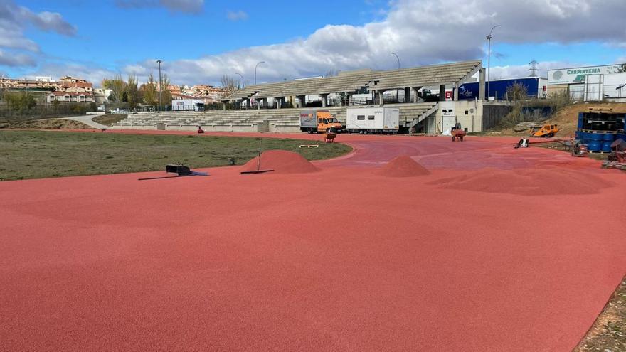 Urbanismo aclara que las nuevas pistas de pádel de Benavente "sí cumplen la normativa"