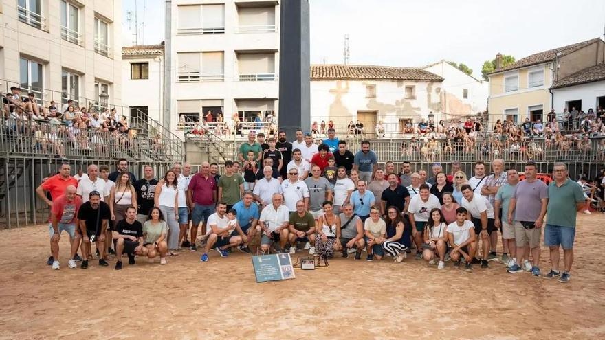 La Ribera celebra las cuatro décadas de trayectoria del embolador de Turís ‘Joanot’