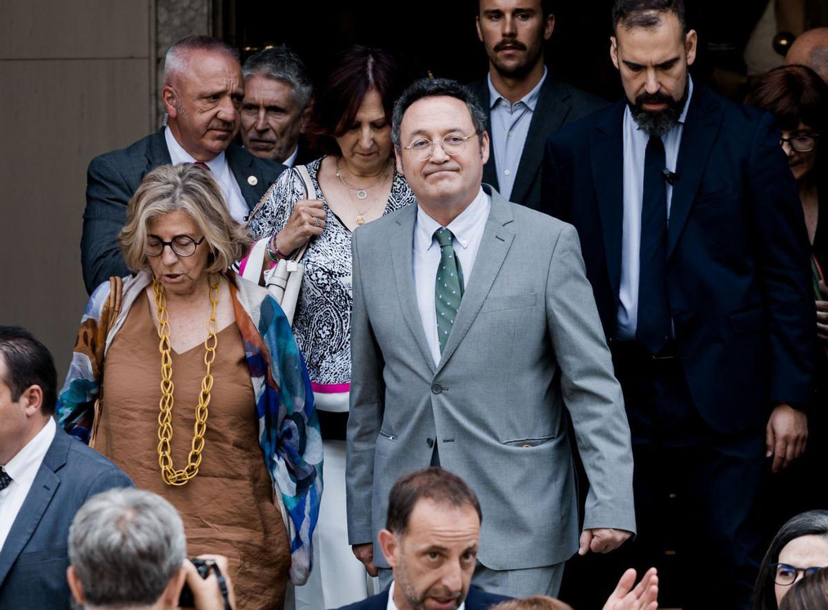 El jutge del Suprem processa el fiscal general de l’Estat, que s’aferra al càrrec El jutge del Suprem processa el fiscal general de l’Estat, que s’aferra al càrrec