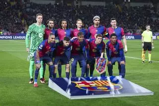 ¡Susto con la rodilla de Gavi!