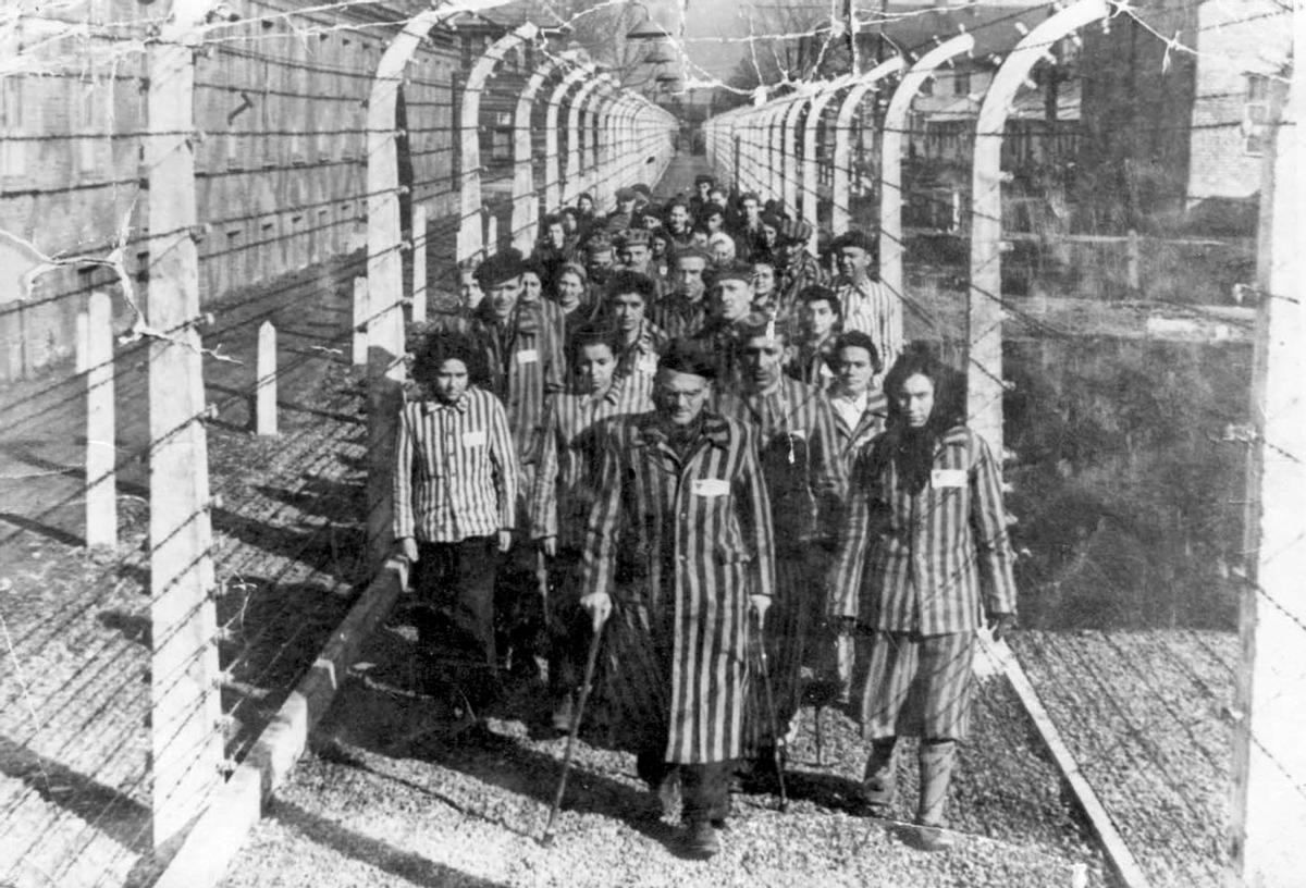 Prisioneros en Auschwitz.