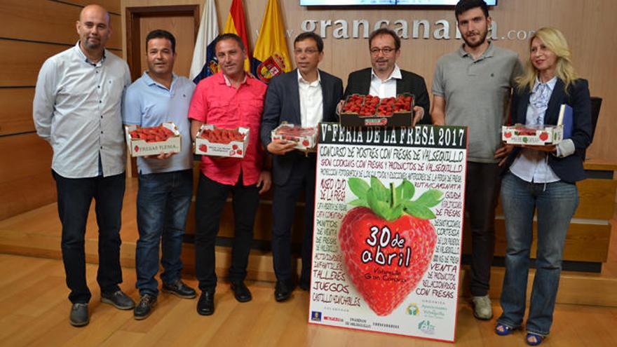 Valsequillo reparte mil kilos de fresas este domingo