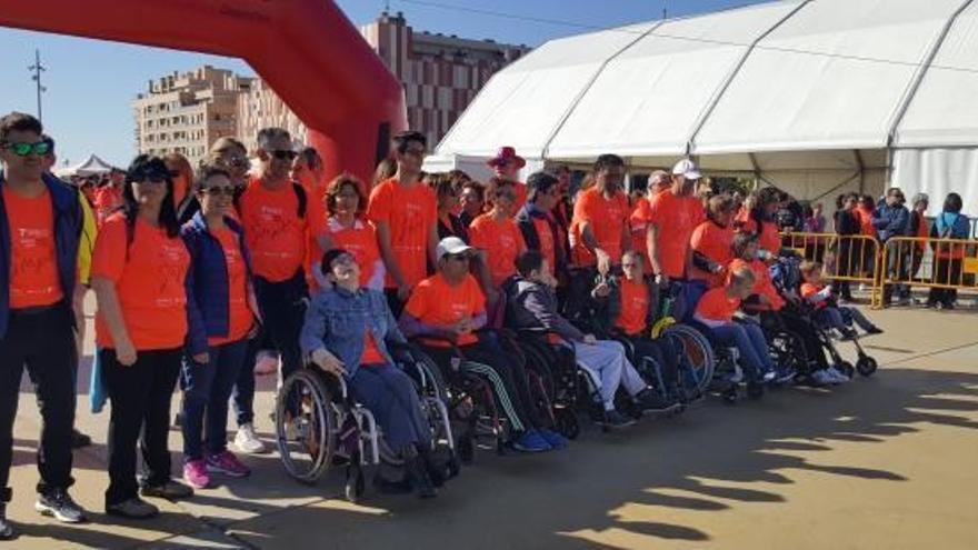 La Marcha de Aspace Huesca bate récord con 8.000 participantes