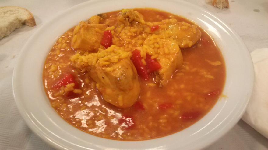 Uno de los mejores arroz con pollo del mundo se come en una venta de Málaga