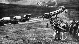 Movimiento de tropas francesas en Nixeville, durante la cruenta batalla de Verdún.