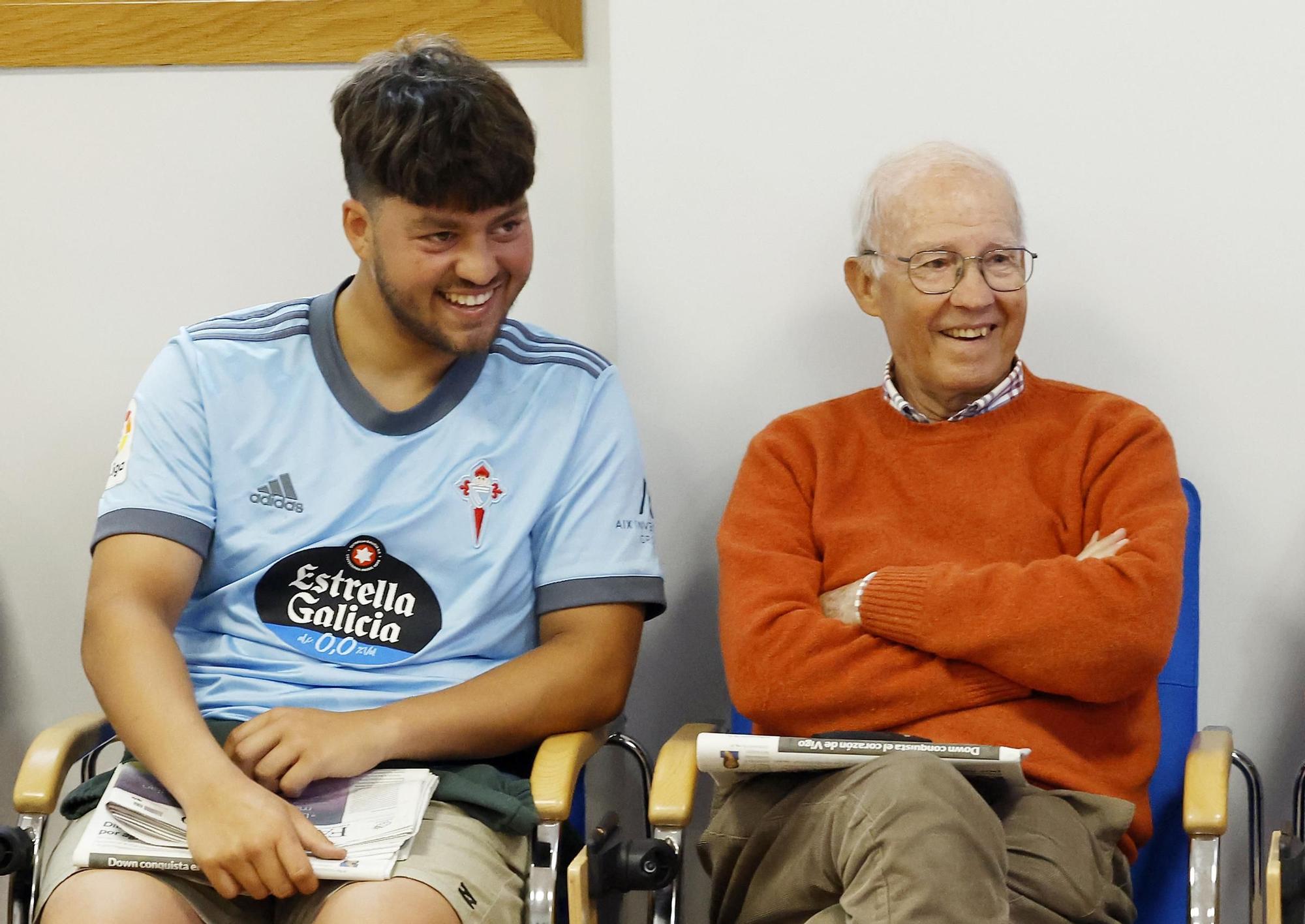 Encuentro de exjugadores y capitanes del Celta con suscriptores de FARO