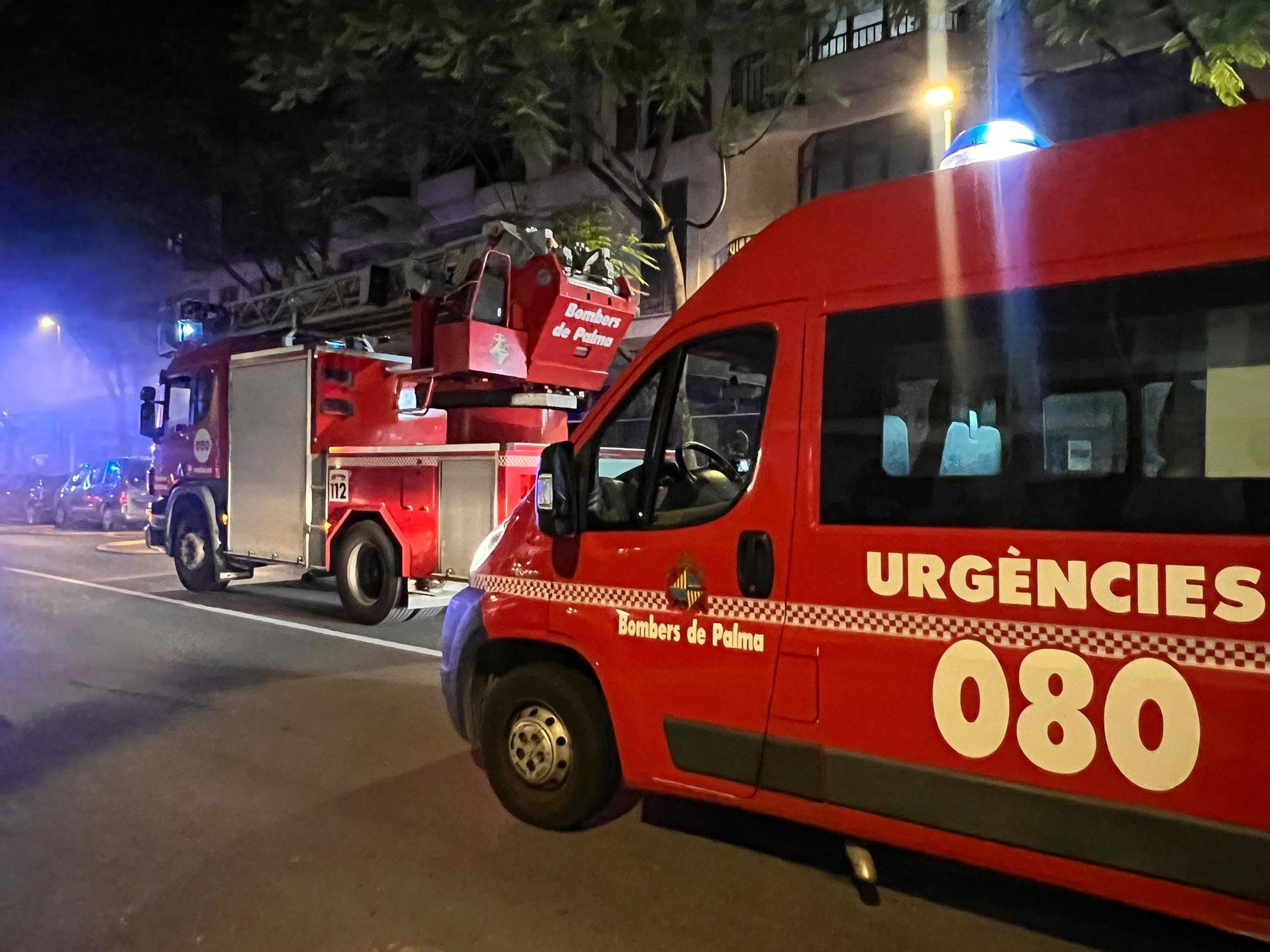 Alarma por un incendio en un coche en un aparcamiento subterráneo en Palma
