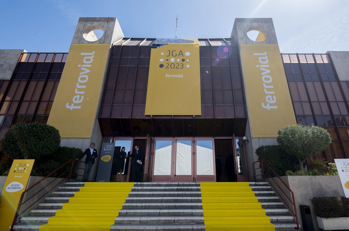 Exterior del Auditorio Once, donde se ha celebrado la Junta de Accionistas de Ferrovial en 2023