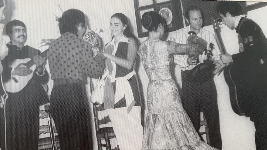 La pareja, otra vez protagonista, en el espectáculo de flamenco que les llevaron a ver.