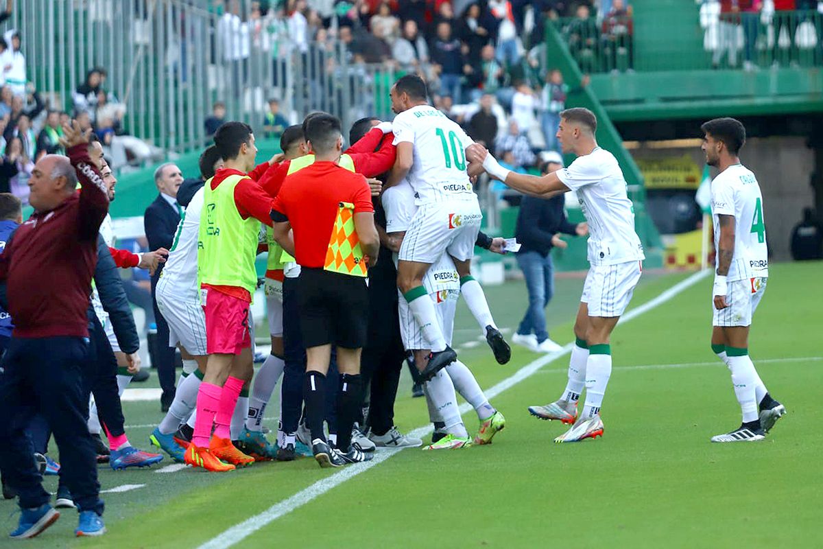 Las imágenes del Córdoba CF - Linares Deportivo