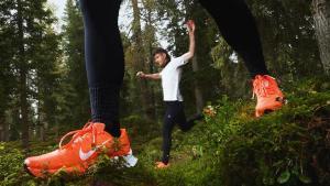 Nike ACG regresa con unas zapatillas de trail listas para todo terreno