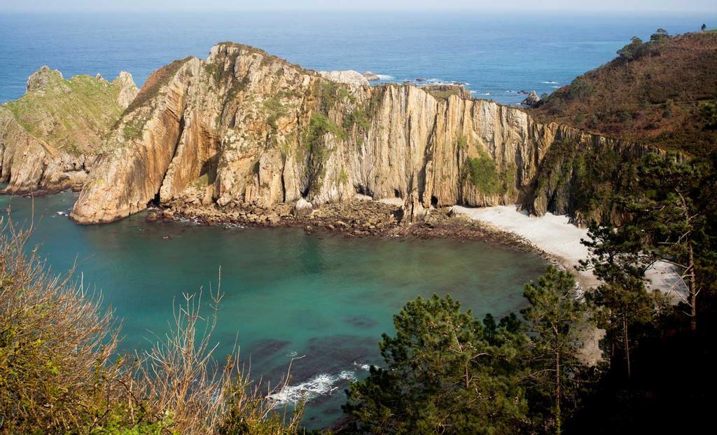 Playa del Silencio (Asturias)