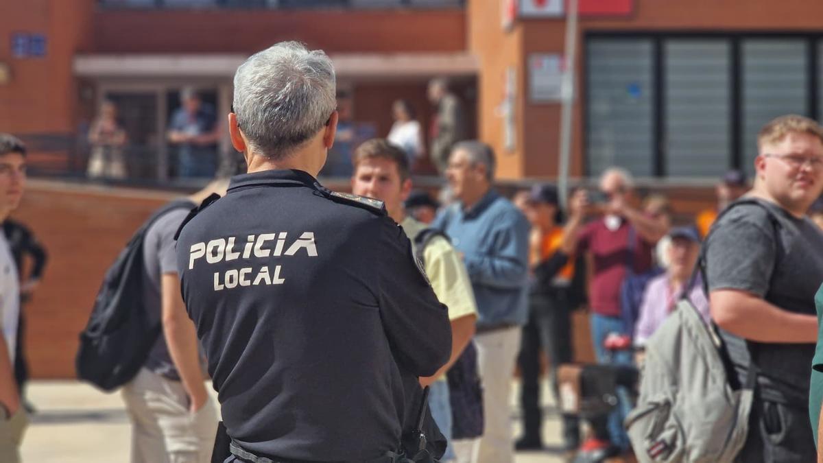 Un centenar de persones diseña un plan para convertir Florida en un centro de asistencia ante una catástrofe.