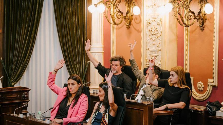 a cuestión de confianza vinculada a la aprobación de los presupuestos del Concello y la oposición tiene un mes de plazo para decidir si presenta una moción de censura