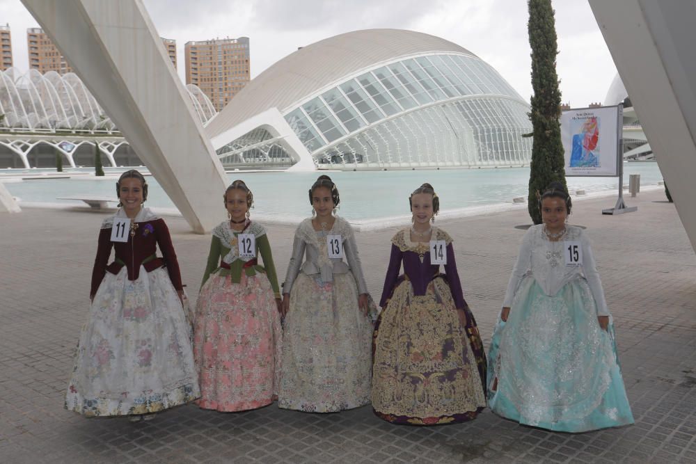 Las candidatas a Fallera Mayor Infantil visitan el Museo Príncipe Felipe