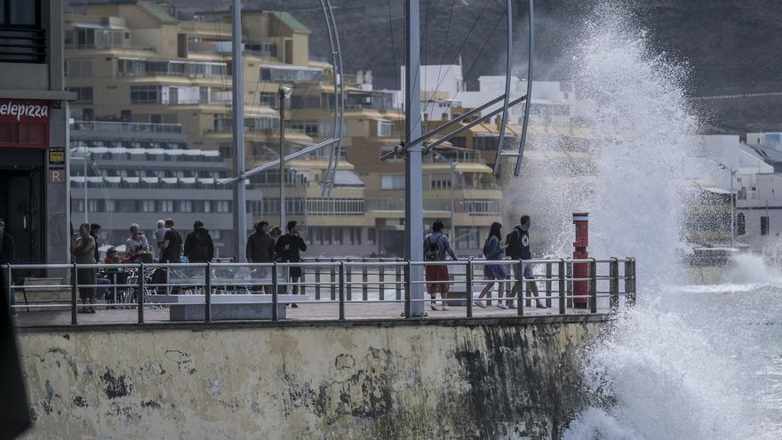 Oleaje en Las Canteras