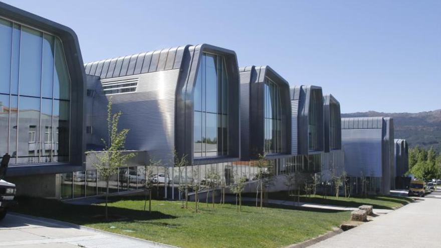 La Universidad amplía los laboratorios del Cinbio con una inversión de 335.000 euros