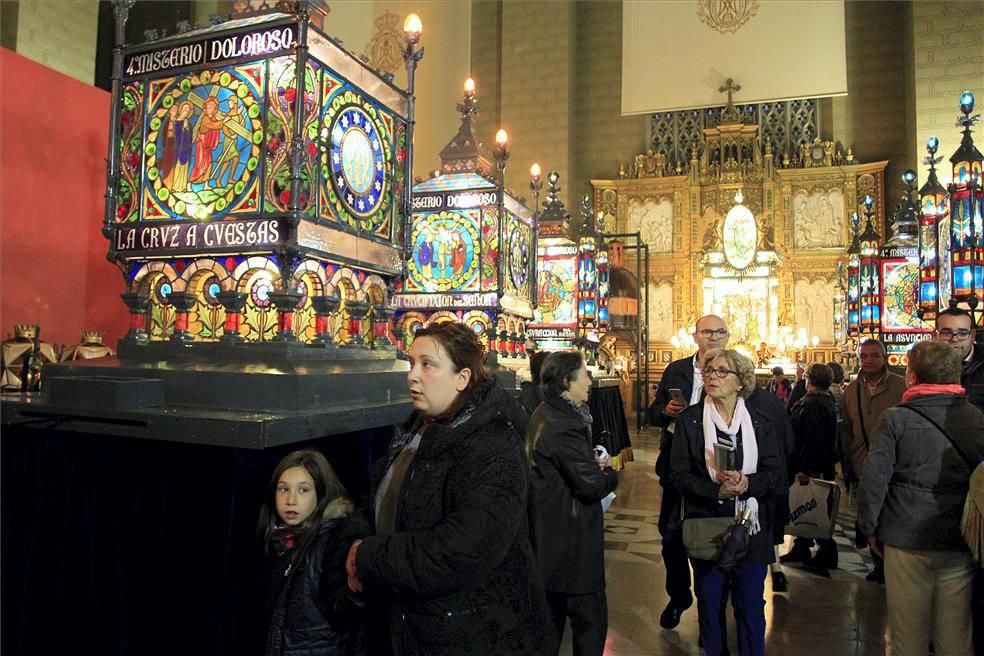 Suspendido el Rosario de Cristal