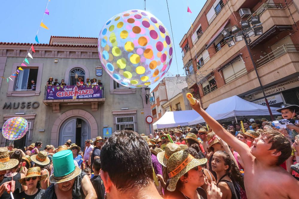 Chupinazo de las fiestas en Rojales