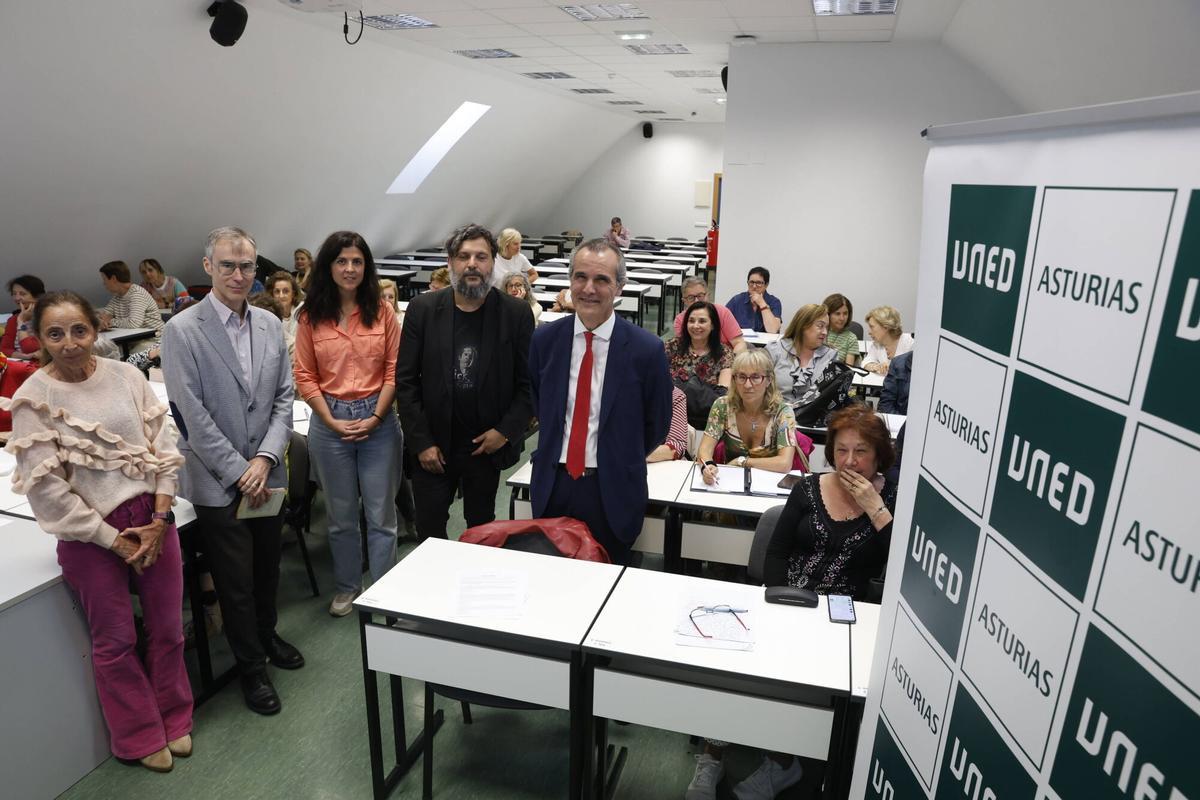 EN IMÁGENES: La UNED presenta sus cuatro nuevos cursos: "Hay clases para todos los intereses"