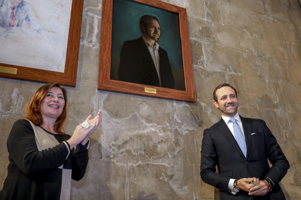 Armengol preside el descubrimiento del retrato de José Ramón Bauzá en el Consolat