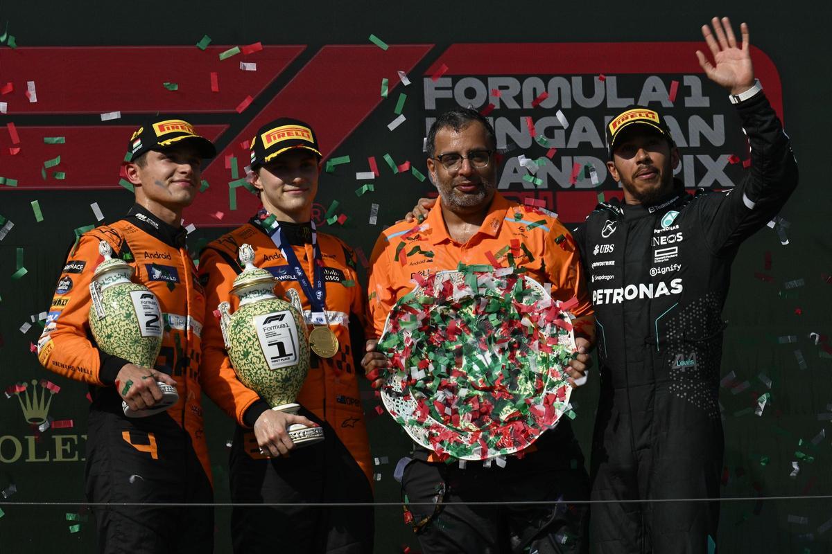 Podio del Gran Premio de Hungría con doblete de McLaren
