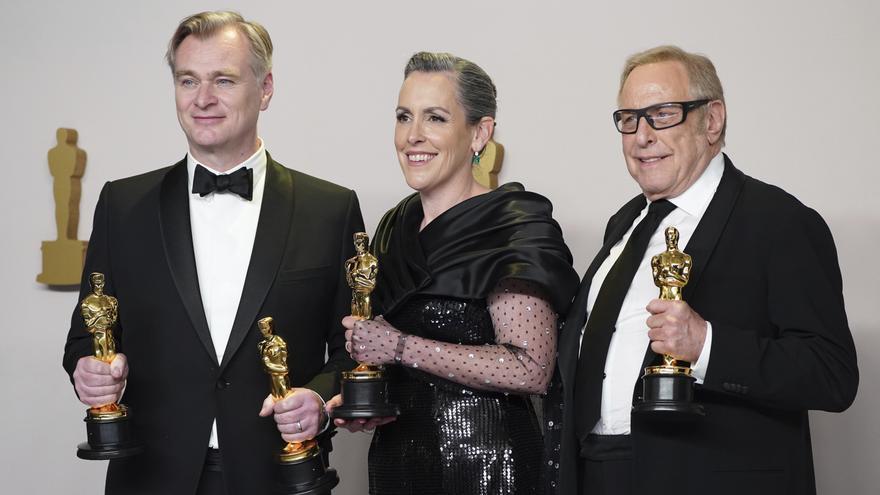 Vídeo: &#039;Oppenheimer&#039; es corona en els Oscar