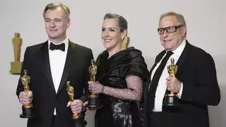 'Oppenheimer' es corona en els Oscar